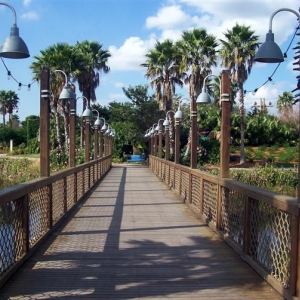 Bridge from Cabanas to the pool.