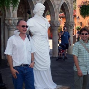 Living Statue - Italy: Epcot