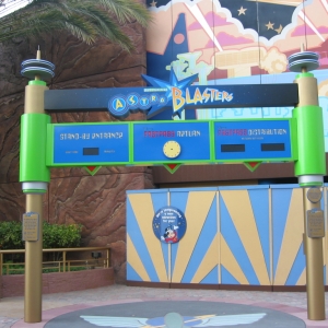 Buzz Lightyear Astro Blasters