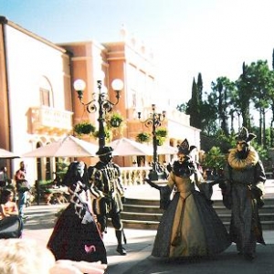 show at italy pavilion at world showcase