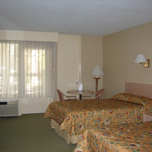 Howard Johnson Hotel