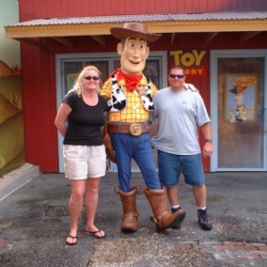 WDW_10-06_085_317_x_422_
