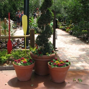 Disney3-07e_044_Small_
