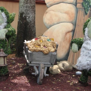 Disney3-07e_053_Small_
