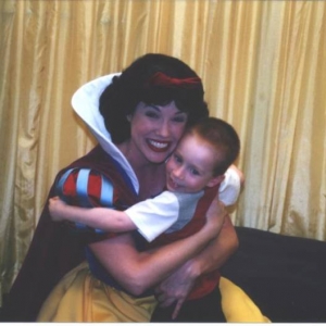 Alex_wSnow_White