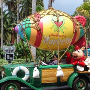 Stars and Motor Cars Parade - Muppets