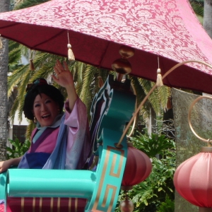 Stars and Motor Cars Parade - Mulan