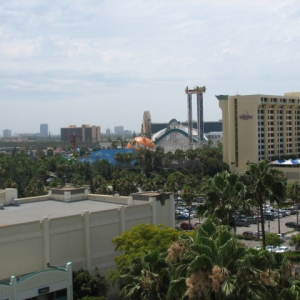 Room at the Disneyland Hotel - Sierra Tower