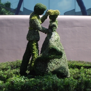 Cinderella & Prince Charming topiary