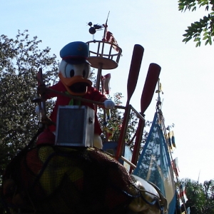 Donald Duck - Jammin' Jungle Parade