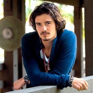 Orlando Bloom for signature