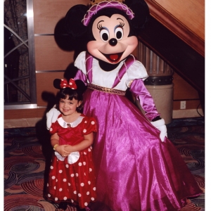Sophia_with_Minnie