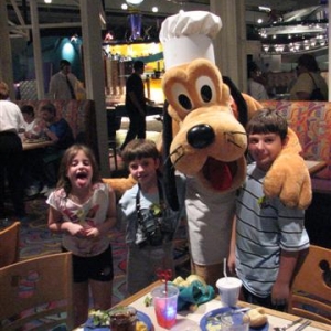 Disney3-07b_100_Small_