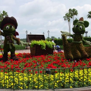 Mickey & Minnie  Epcot