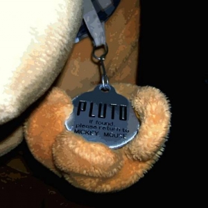 Pluto_tag