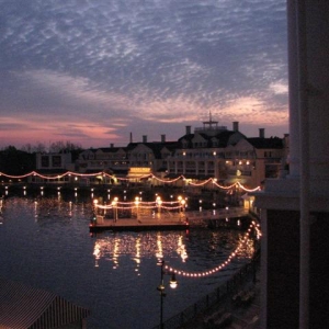 Disney3-07d_020_Small_