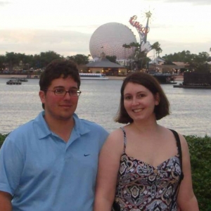 Jason_and_Sierra_in_the_World_Showcase_2