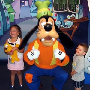 ep_dis_photo_goof_fun_1