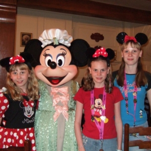 Minnie at Liberty Tree Tavern
