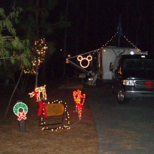 17_Dec_2007_FW_Trailer_Xmas_Lights_CIMG0026_small