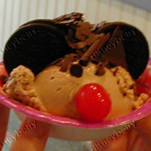 Mickey Mouse Sundae 1a