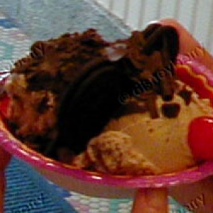 Mickey Mouse Sundae 1b