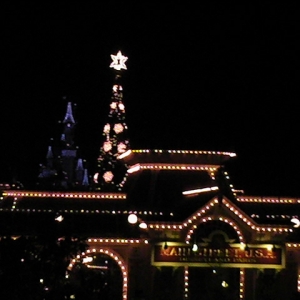 Disneyland Paris after close