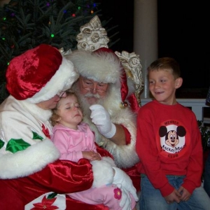 Epcot Santa