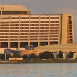 Sunsetting on the Contempory