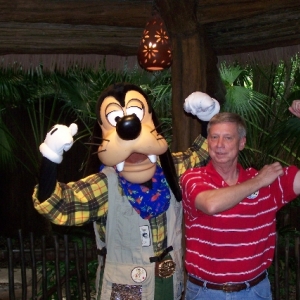 Goofy & Grandpa flexin' & posin'