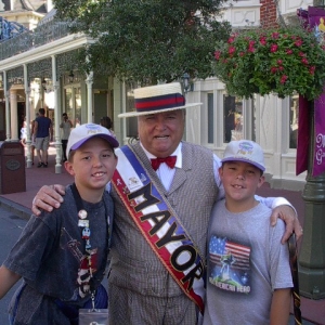 Hanging out with the Mayor of WDW