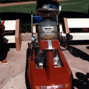 GE's early interactive robot GERO at Horizons