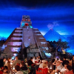 MexicoPyramidIndoors