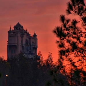 Hollywood Tower Hotel Pretty Sky