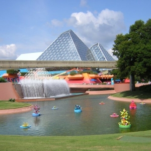 Epcot - 5-2004