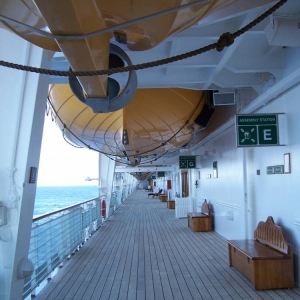 Deck 4 jogging trail