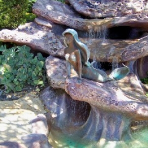 Ariel Statue Disneyland 0308