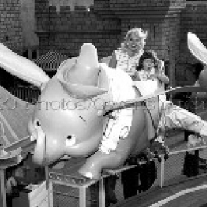 Jayne_Jayne_Marie_5_11_57_190_x_148_