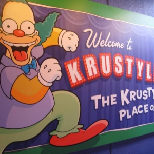 SimpsonsQueueLine01
