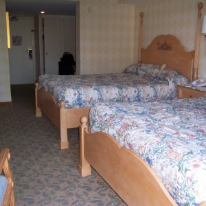 bedroom_2
