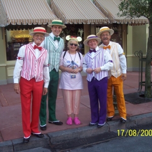 WDW_2006_069_600_x_566_