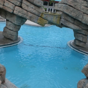 Radisson Pool