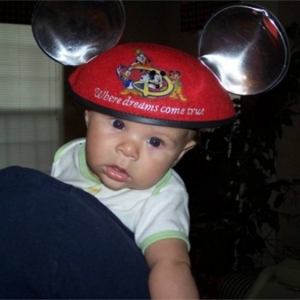 will_hat_big