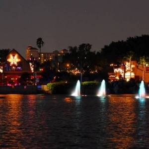 Sea World Christmas Lighting