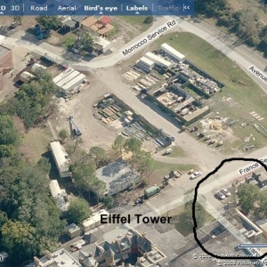Eiffel_Tower