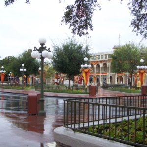 emptymainstreet