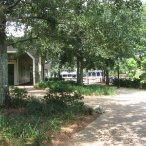 Approaching POR main buildings