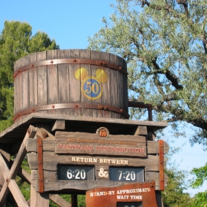 Disneyland 50th Logo