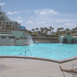Marriott World Center Pool