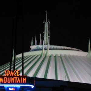 Space Mountain up close